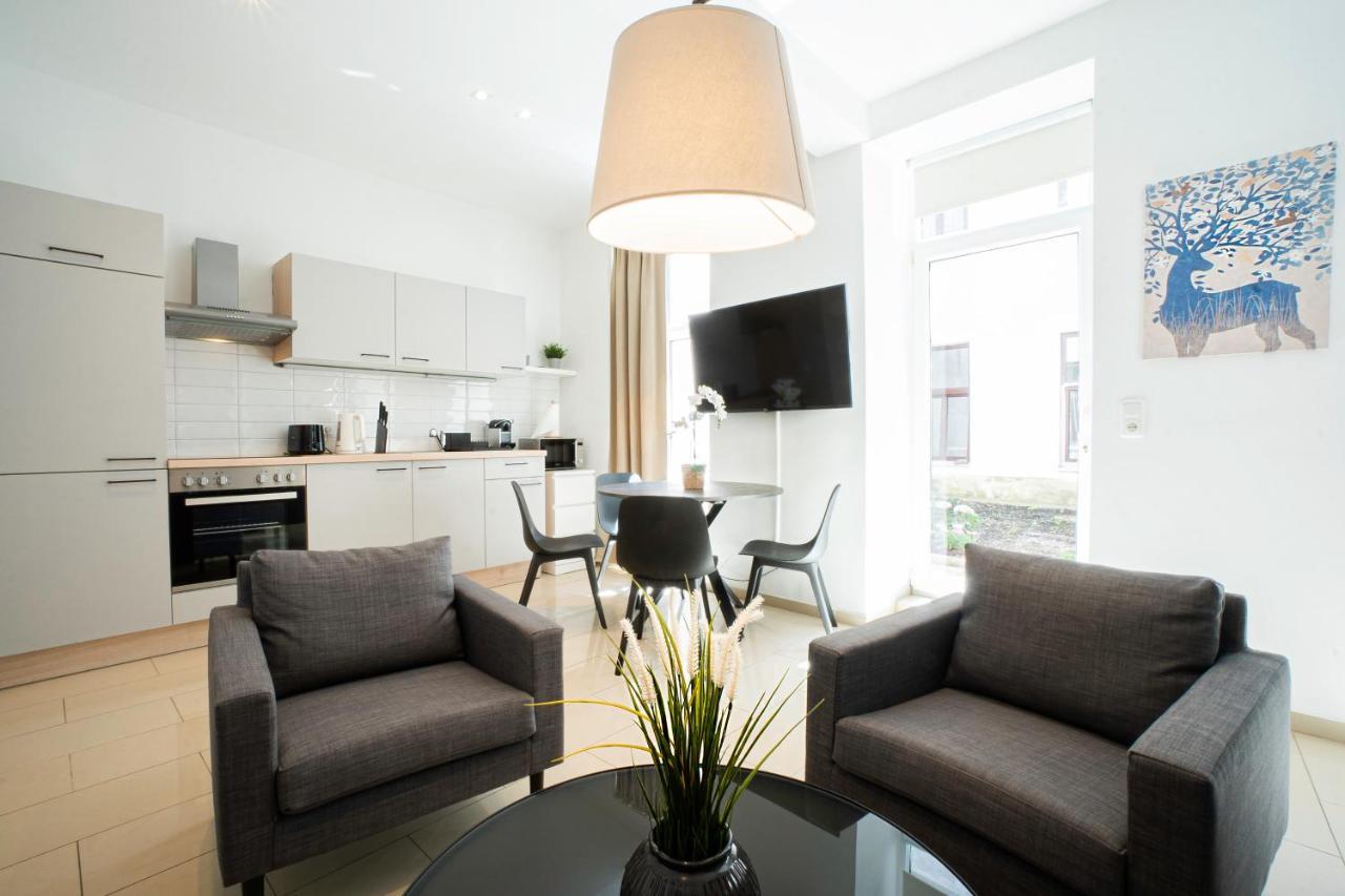 Chic Newly-Renovated Apartment Steps From Subway In Vienna'S Hernals District المظهر الخارجي الصورة